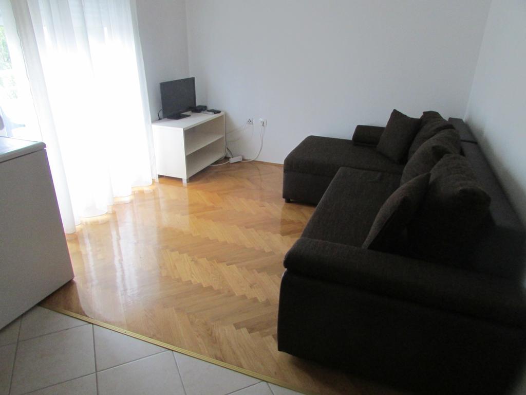 Apartmani i sobe Grga Starigrad Paklenica Rum bild