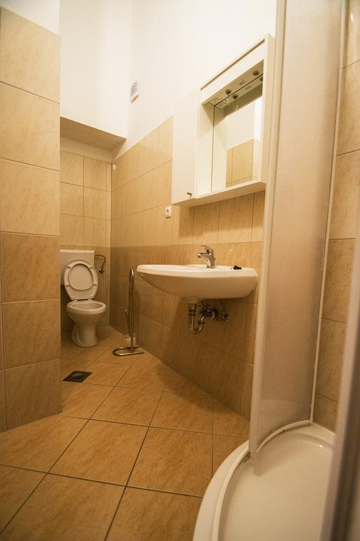 Apartmani i sobe Grga Starigrad Paklenica Exteriör bild