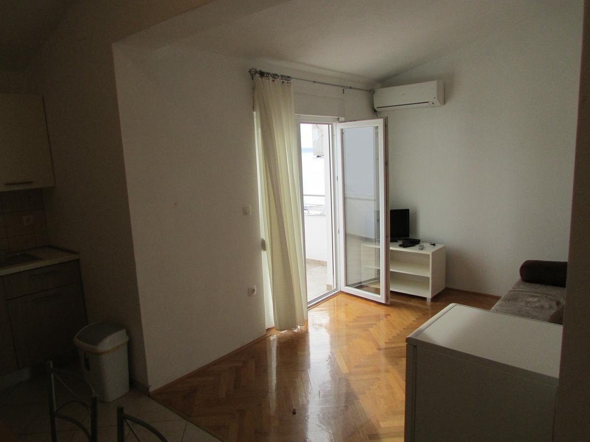 Apartmani i sobe Grga Starigrad Paklenica Exteriör bild